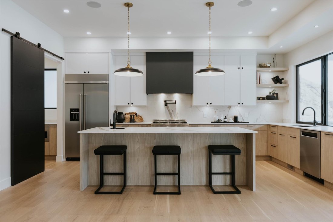 House in Kelowna, British Columbia, Canada 1 - 17132959