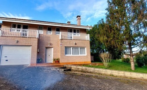 Chalet a Camargo, Cantabria, Spagna 1
