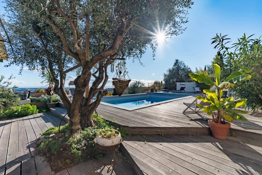 House in Gattières, Provence-Alpes-Côte d'Azur, France 1 - 17134344