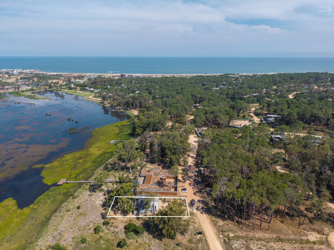 House in Laguna Blanca, Maldonado Department, Uruguay 1 - 17134864