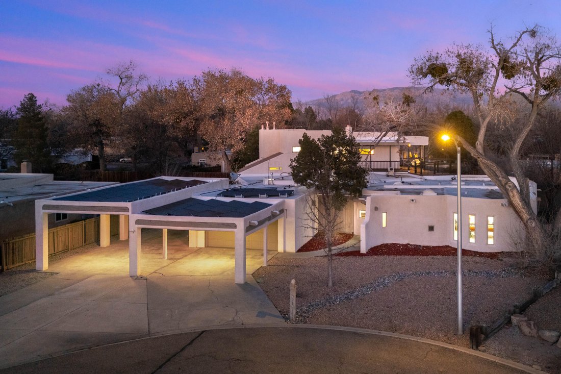 House in Albuquerque, New Mexico, United States 1 - 17136487