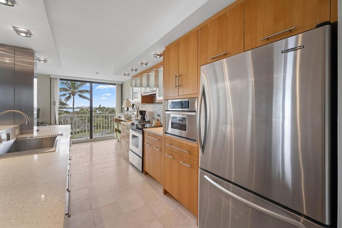 Condo in Palm Beach, Florida, United States 5 - 17134805