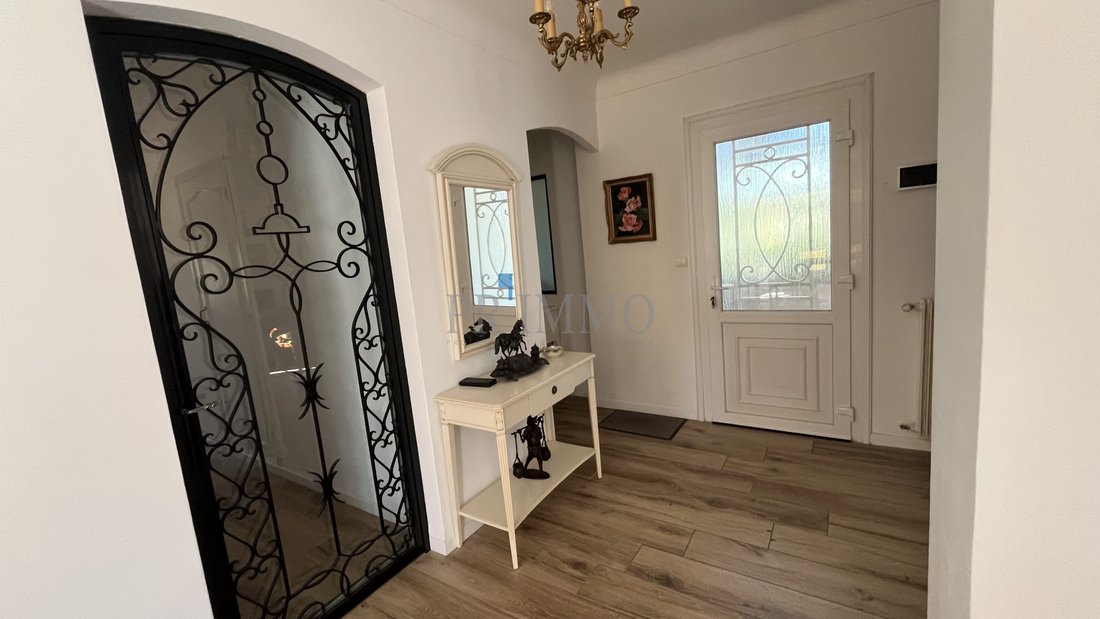 Villa in Boulouris, Saint-Raphaël, France 4 - 17136053