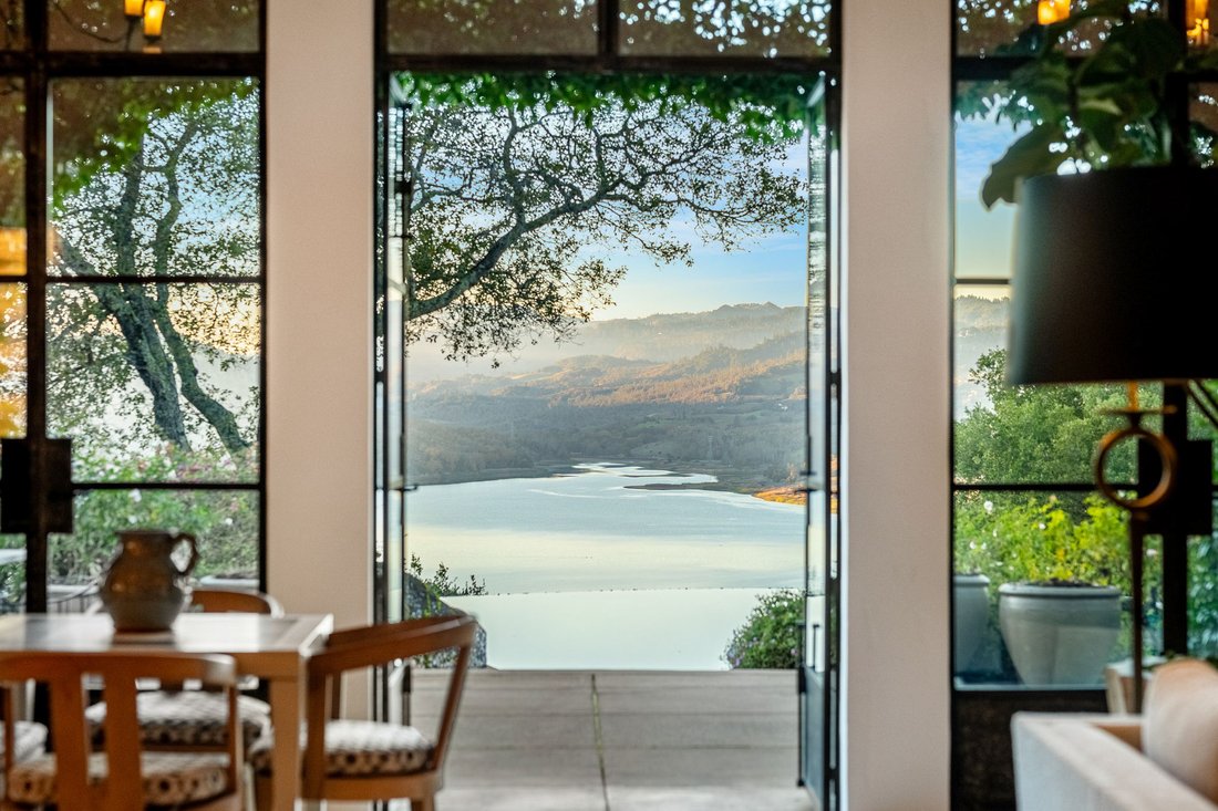 House in St. Helena, California, United States 1 - 17134576