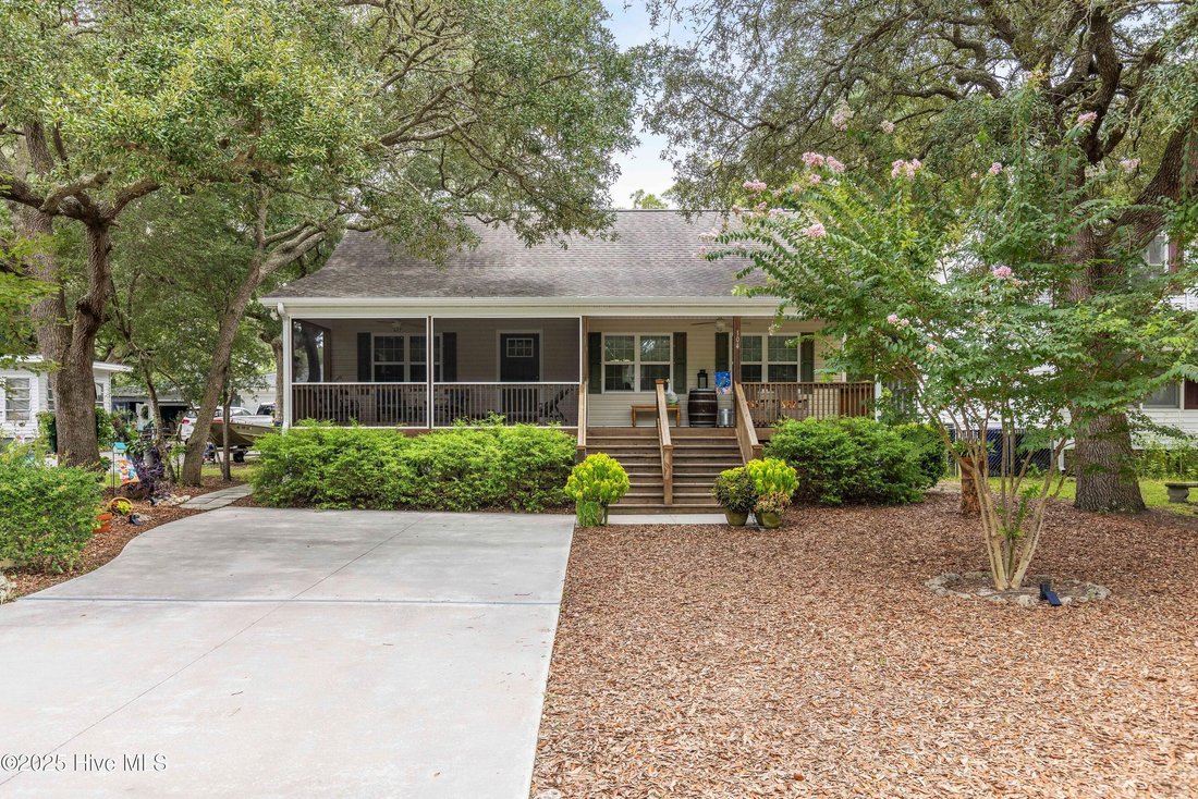 House in Oak Island, North Carolina, United States 5 - 17133194