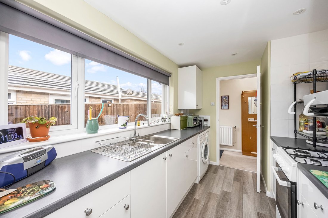 Bungalow in Keymer, England 3 - 17135771