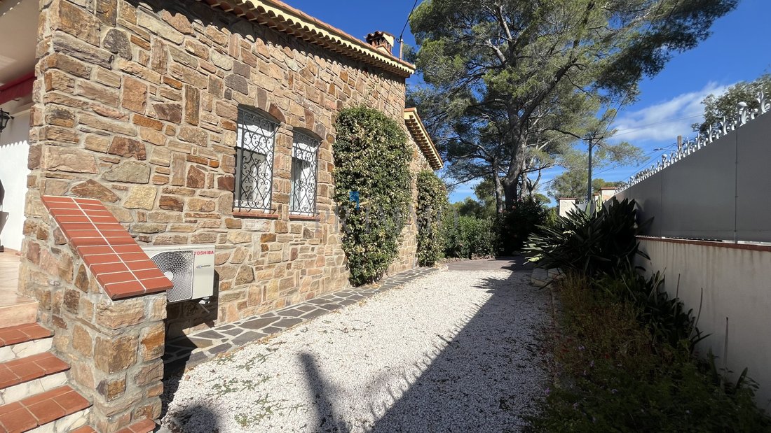 Villa in Boulouris, Saint-Raphaël, France 5 - 17136053