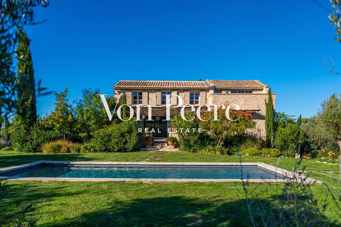 House in Saint-Rémy-de-Provence, Provence-Alpes-Côte d'Azur, France 2 - 17133737