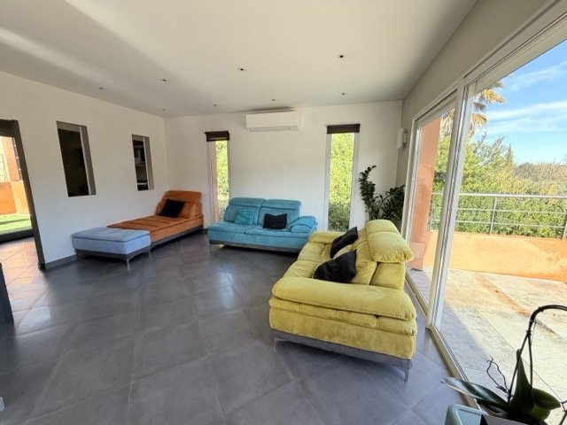 House in Granettes-Jauberte-Sainte Anne, Aix-en-Provence, France 4 - 17135770