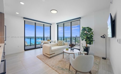 Condo in Miami Beach, Florida, United States 1