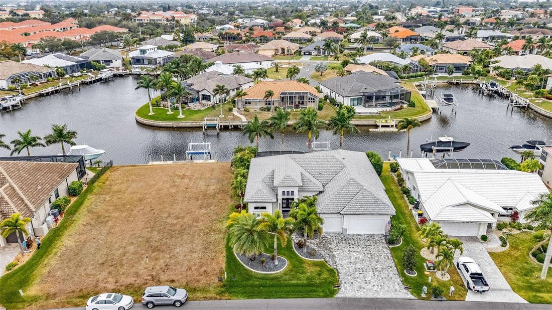 Casa en Punta Gorda, Florida, Estados Unidos 4 - 17136598