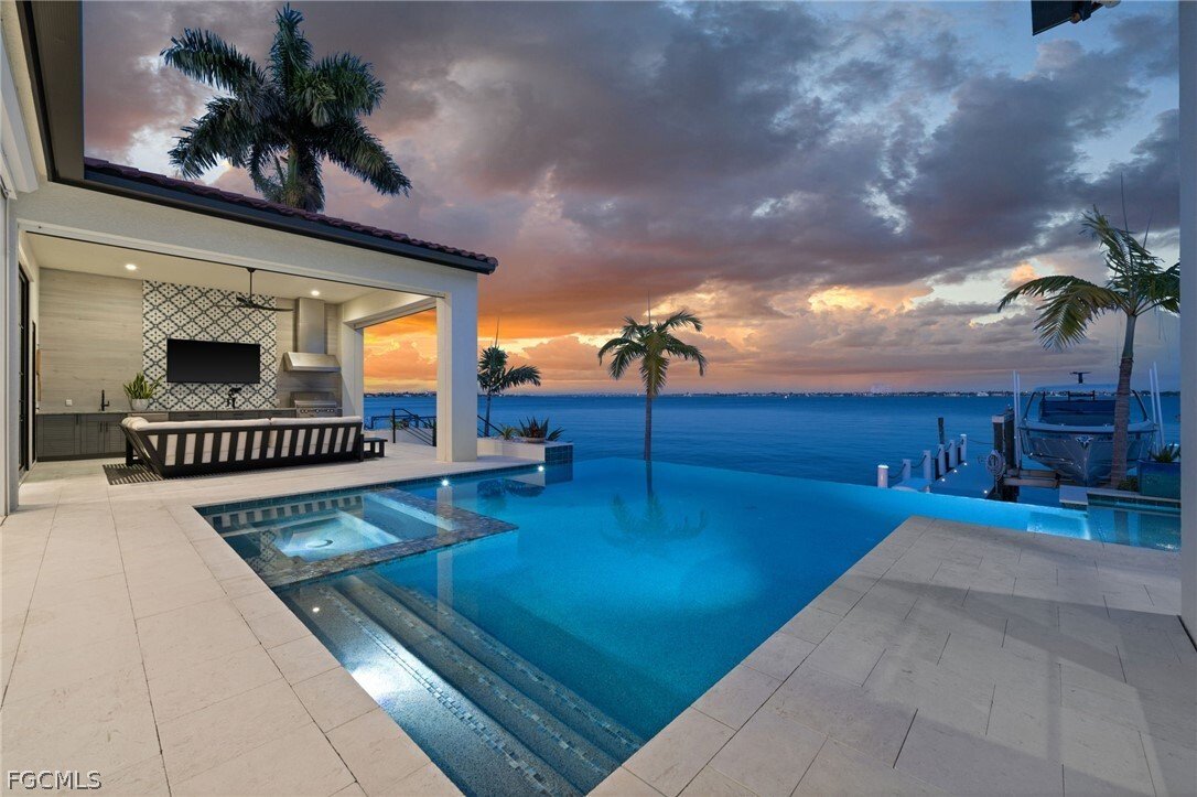 House in Cape Coral, Florida, United States 3 - 17134097