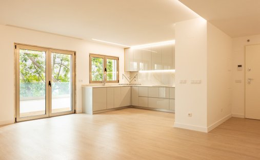Apartment in Costa da Caparica, Setubal, Portugal 1