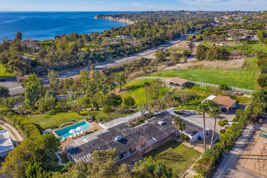 House in Malibu, California, United States 1 - 17015032