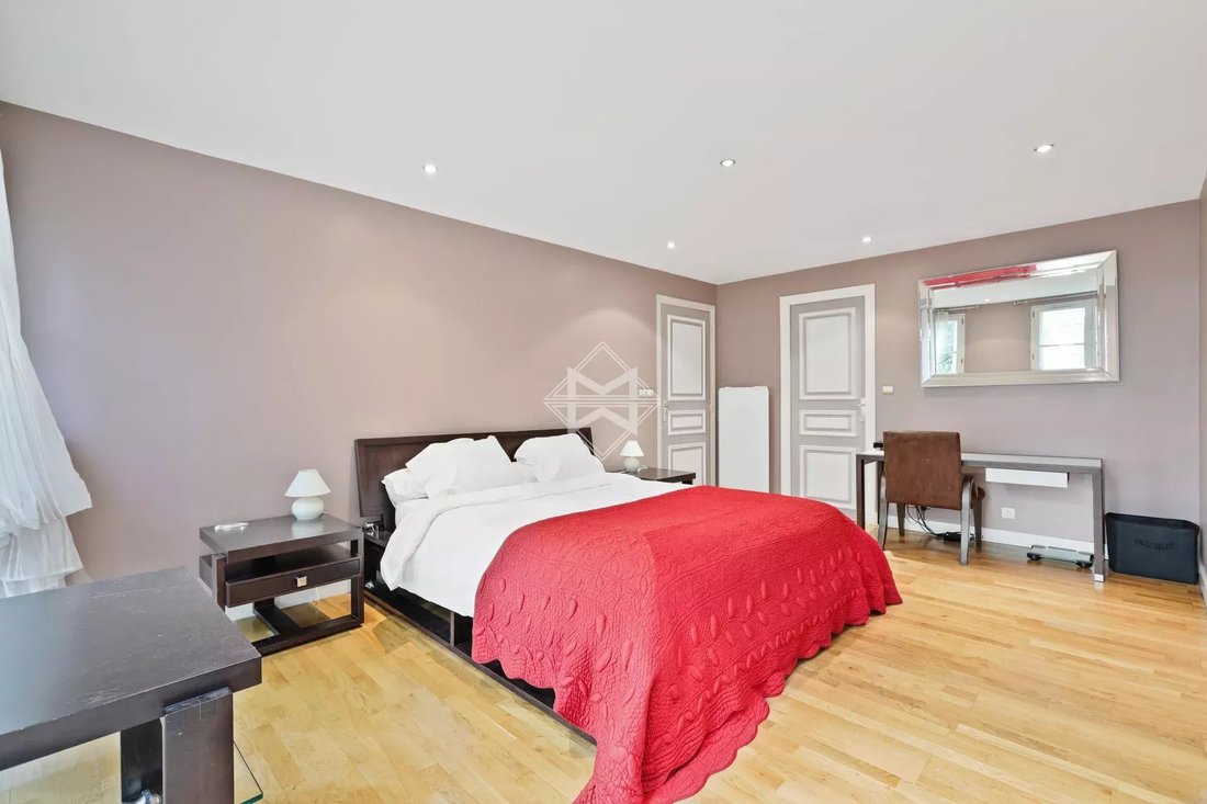 Apartment in Hoche-Friedland, Paris 8e Arrondissement, Paris 4 - 17133071
