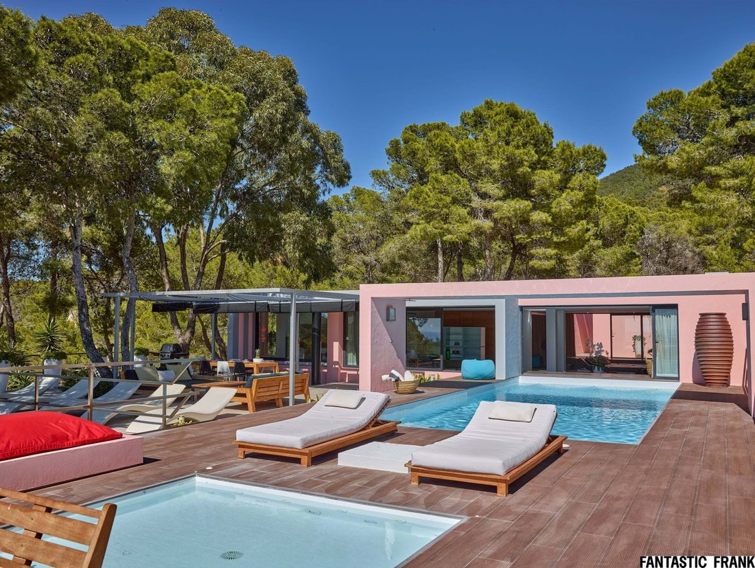 Villa in Sant Agusti des Vedra, Sant Josep de sa Talaia, Balearic Islands 1 - 16570313