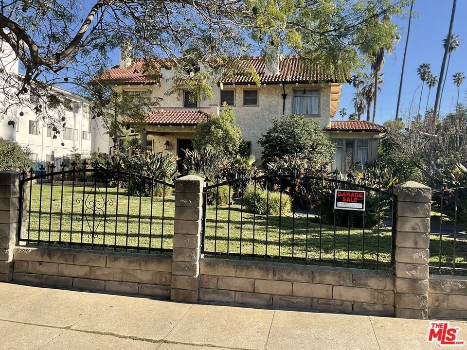 House in Los Angeles, California, United States 4 - 17133140