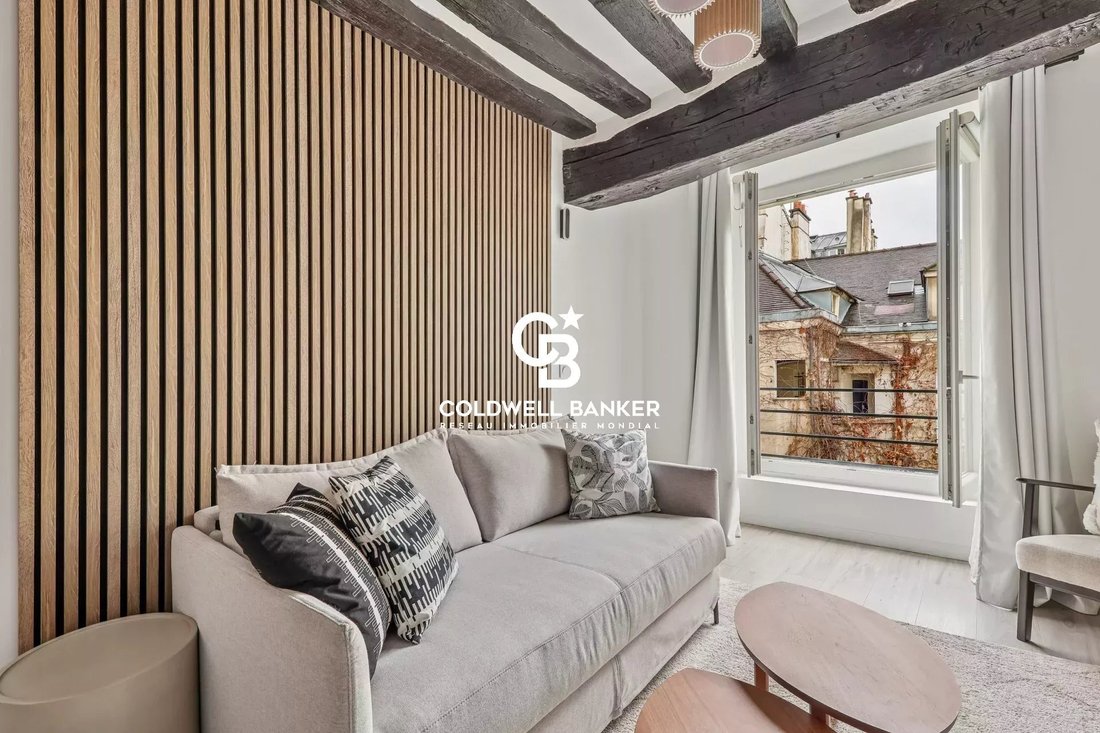 Apartment in Odéon, Paris 6e Arrondissement, Paris 1 - 17134246