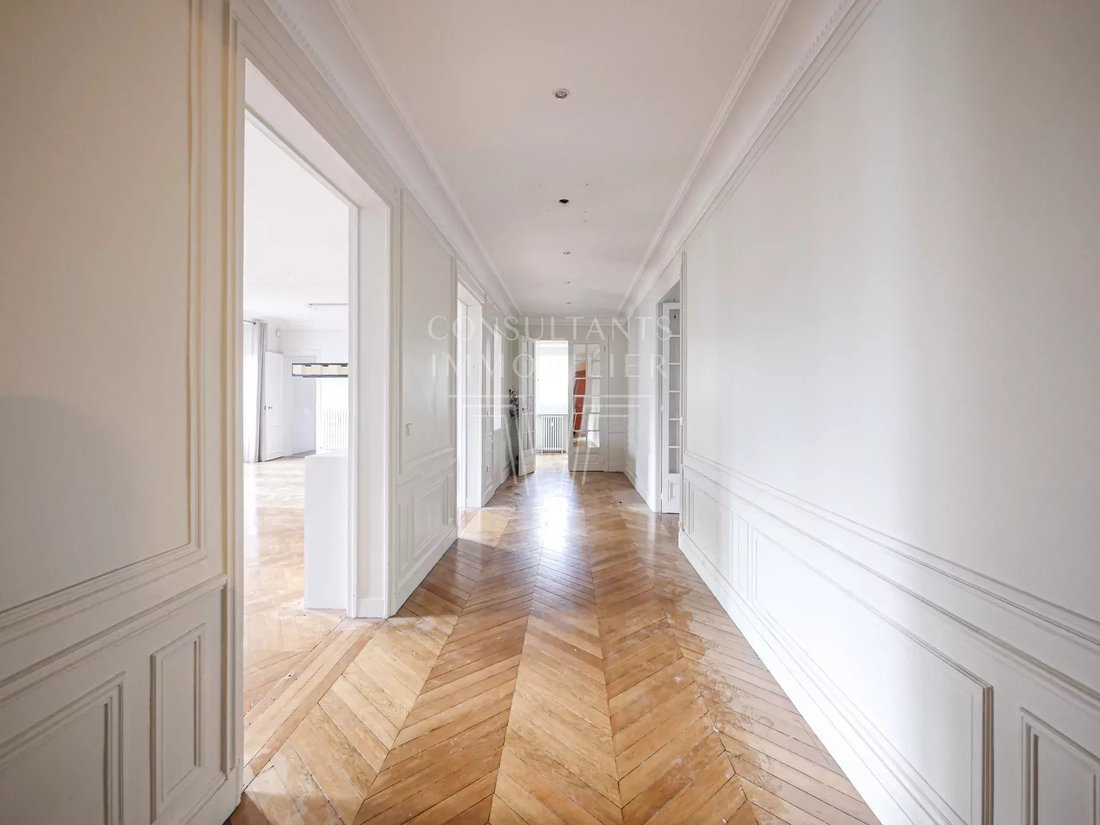 Apartment in Champerret-Berthier, Paris 17e Arrondissement, Paris 2 - 17134257