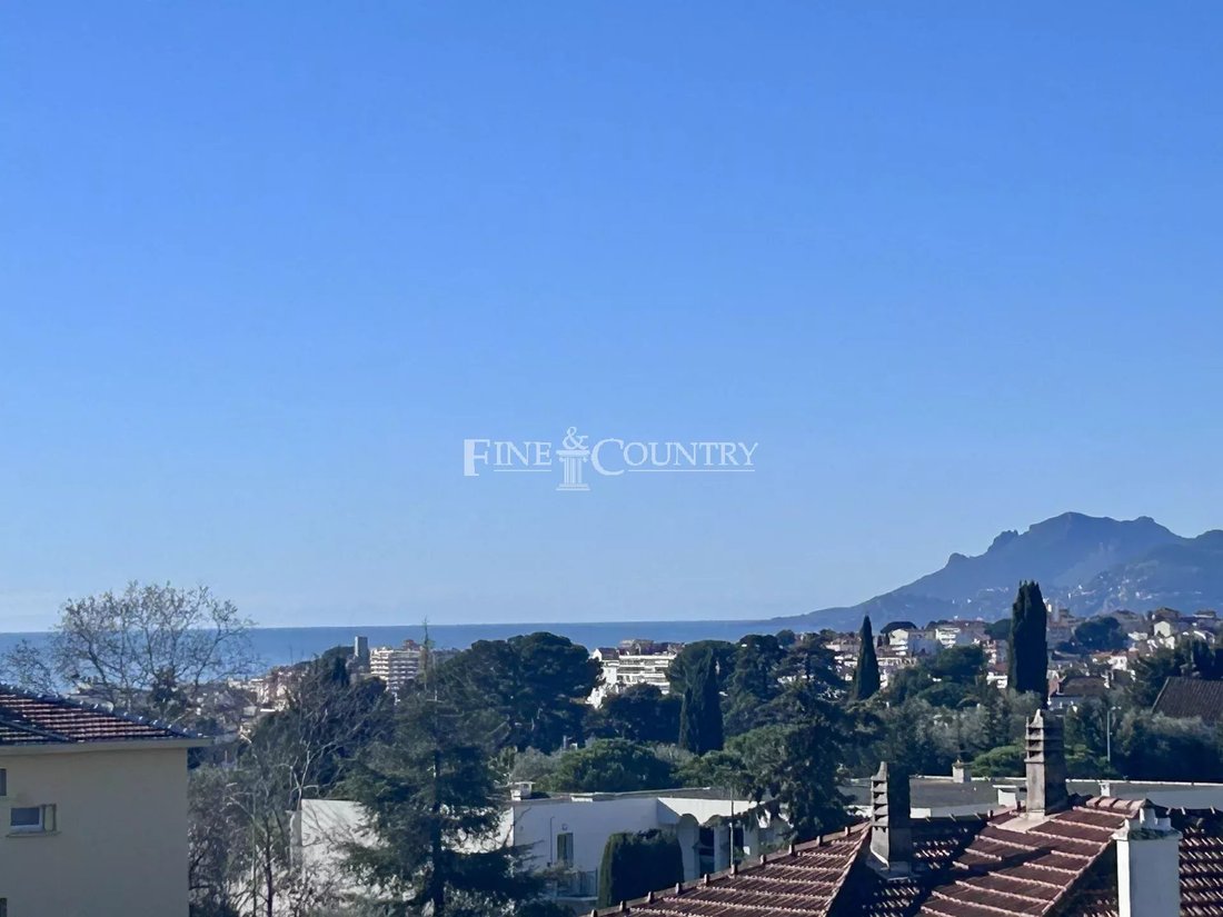 Apartment in Vieux Cannet, Le Cannet, France 3 - 15824807