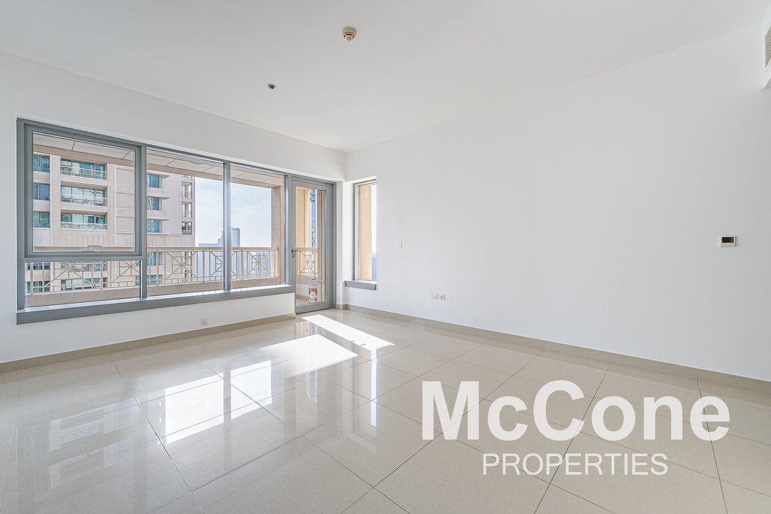 Apartment in Burj Khalifa Lake, Downtown Dubai, Dubai 4 - 17133349