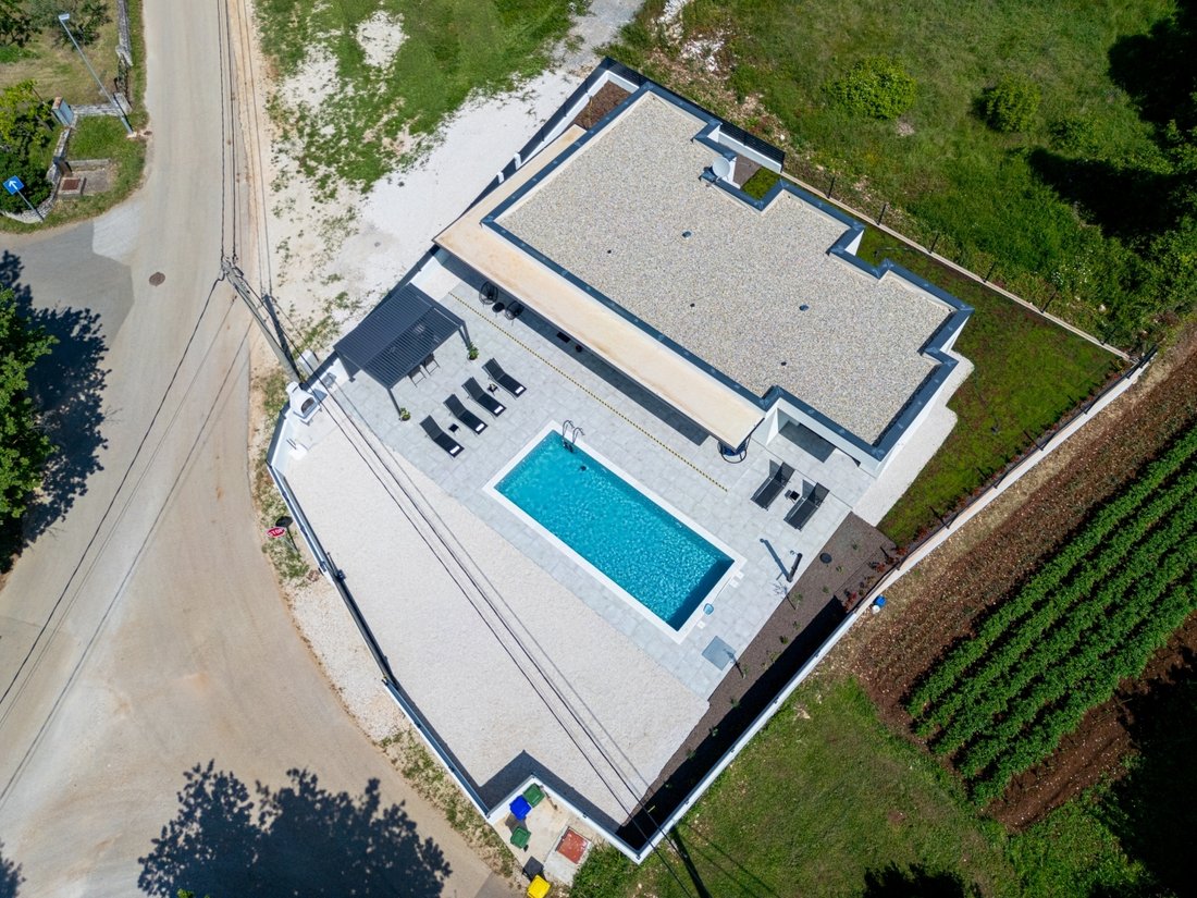 Villa in Kanfanar, Istria County, Croatia 4 - 17134462