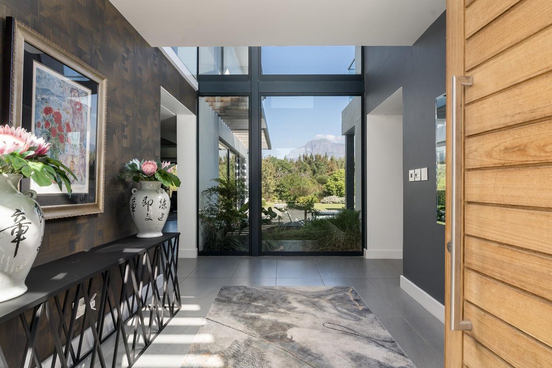 House in Paarl, Western Cape, South Africa 5 - 15853732