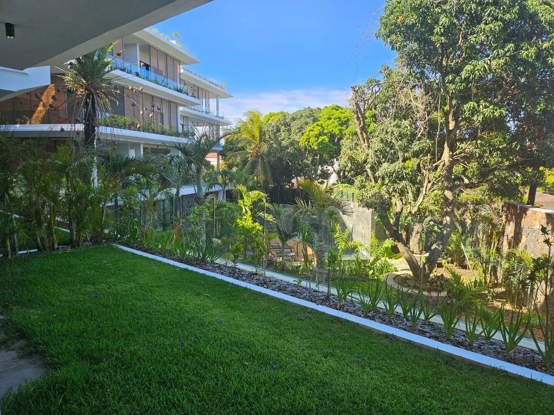 Apartment in Grand Baie, Rivière du Rempart District, Mauritius 1 - 17136200