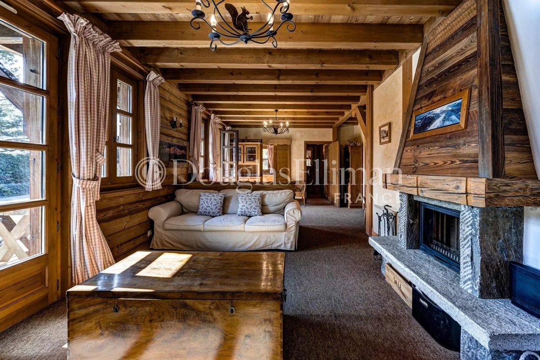 Chalet in Chamonix-Mont-Blanc, Auvergne-Rhône-Alpes, France 5 - 17134224