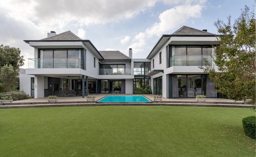 House in Paarl, Western Cape, South Africa 1