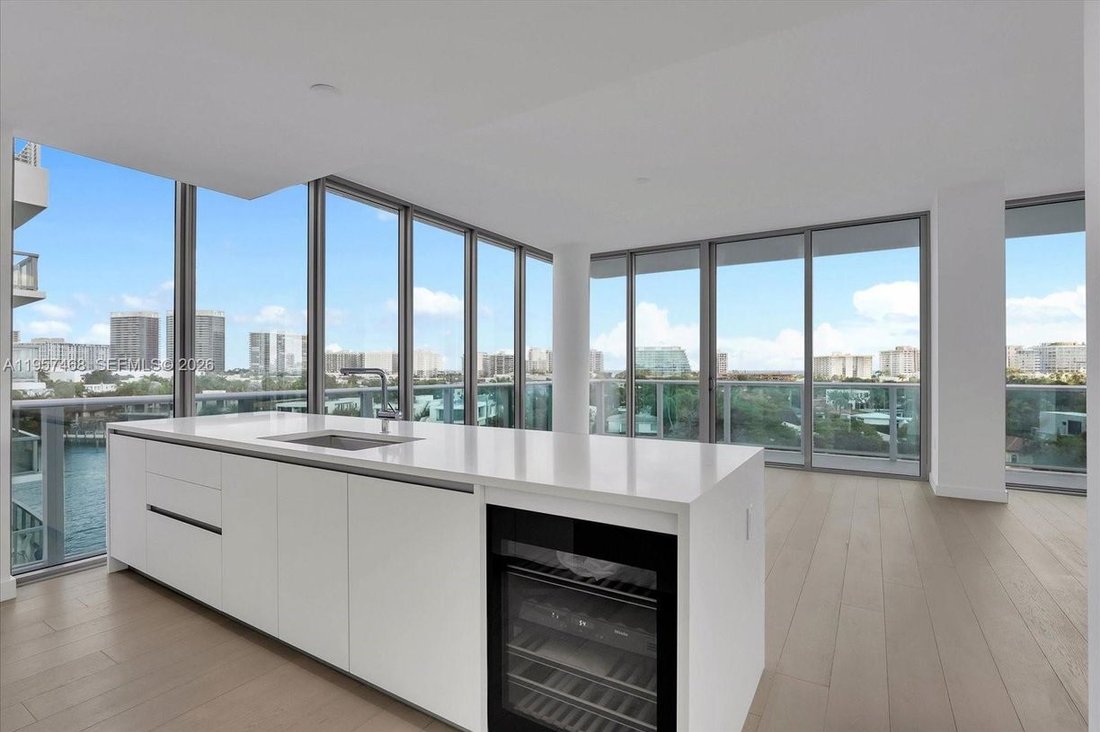 Condo in Bal Harbour, Florida, United States 3 - 17134493