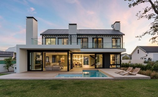 House in Paarl, Western Cape, South Africa 1