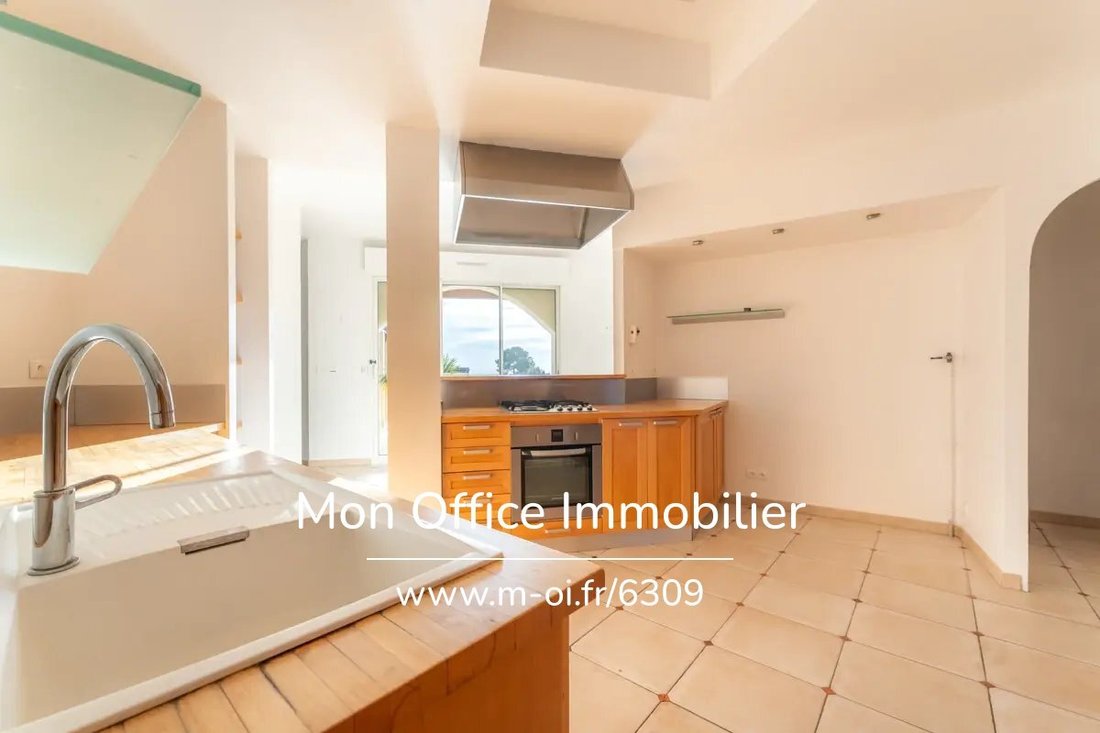 House in Mazenod-Bellevue-Saint Donat-Banon, Aix-en-Provence, France 5 - 17136305