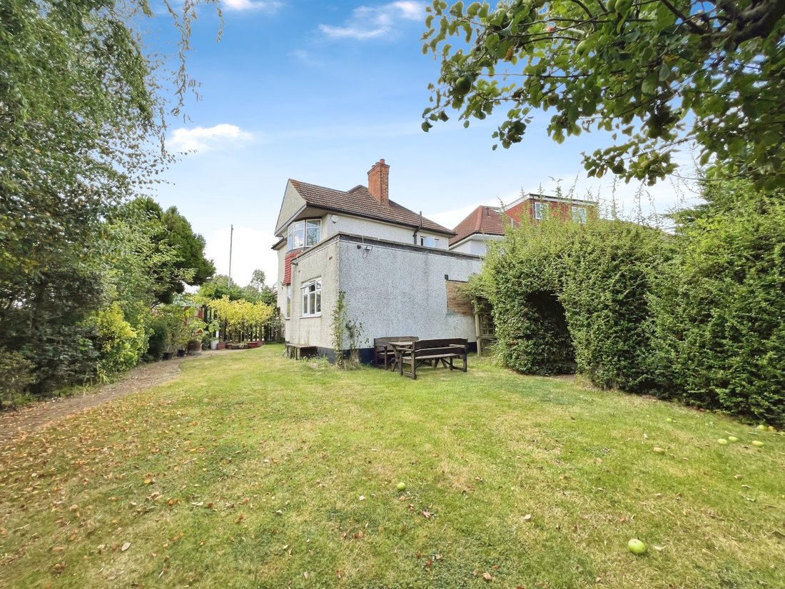 House in Edgware, Barnet, England 3 - 16814454