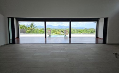 Penthouse in Plaine Des Papayes, Pamplemousses District, Mauritius 1