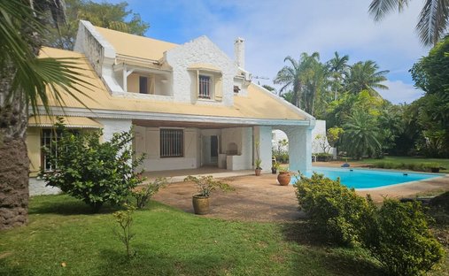 House in Grand Baie, Rivière du Rempart District, Mauritius 1