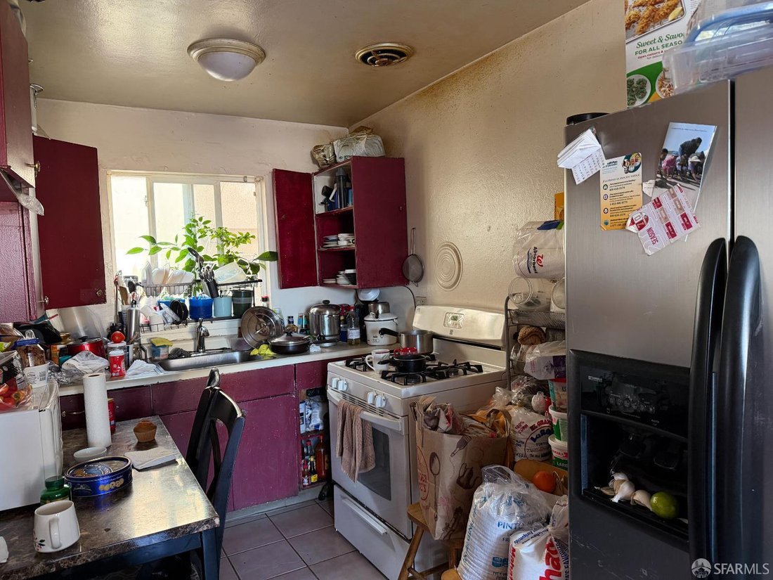 San Bruno, California, United States 5 - 17134855