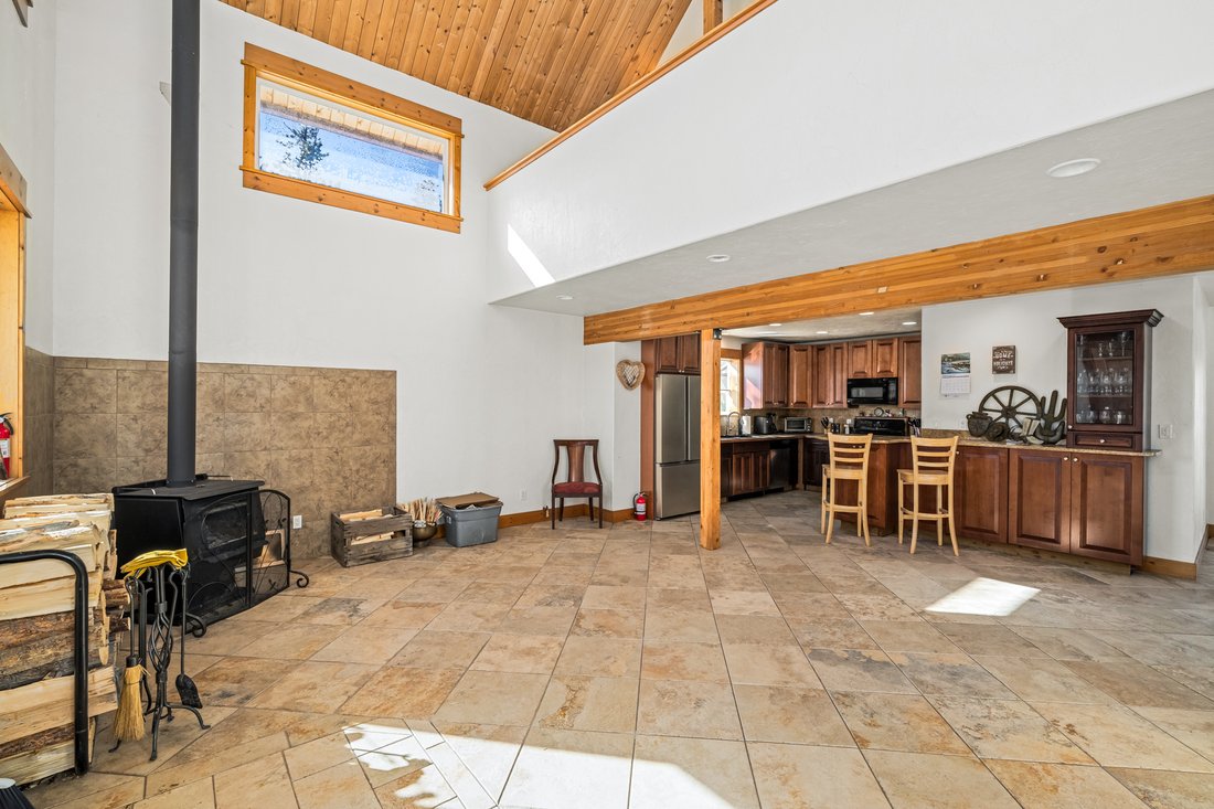 House in Oak Creek, Colorado, United States 3 - 17133849