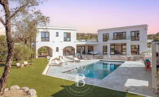 Villa in Zonza, Corsica, France 1