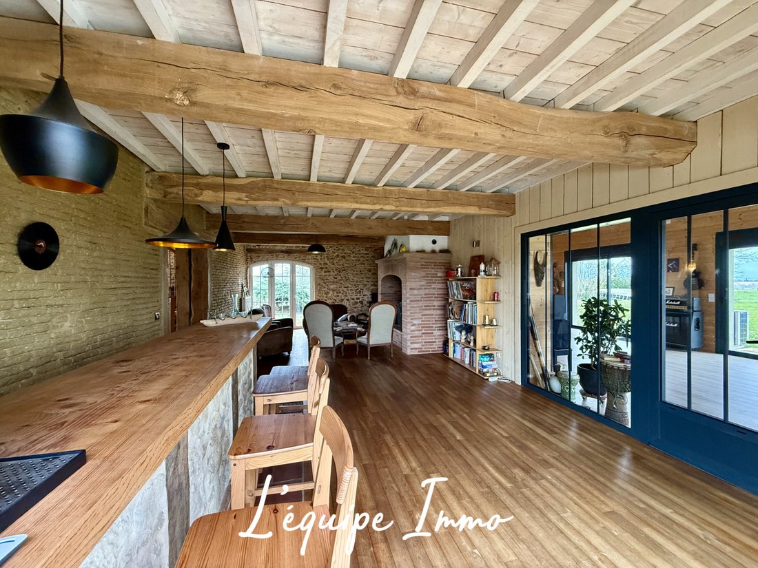 House in Casse Martin, L'Isle-Jourdain, France 4 - 17135890