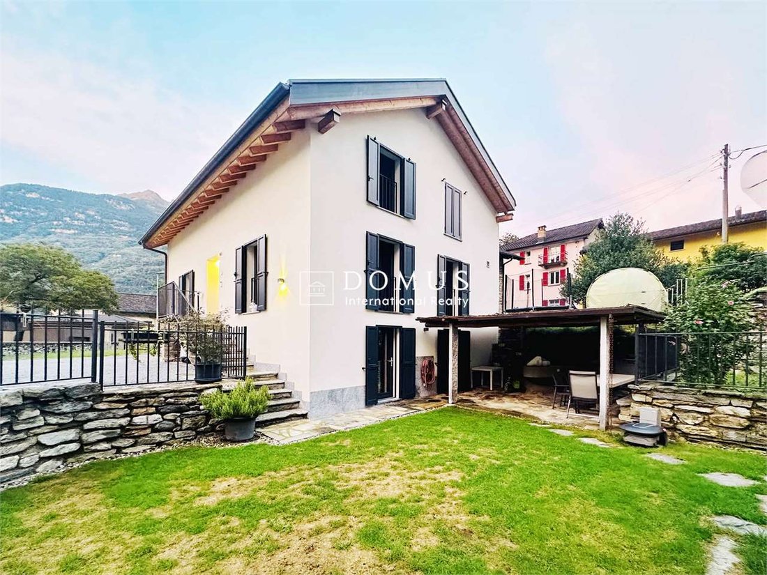 Renovated Detached House In Moleno – Tranquillity, Character And Modern Comfort