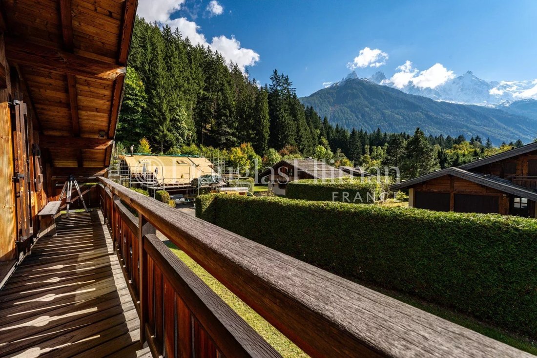 Chalet in Chamonix-Mont-Blanc, Auvergne-Rhône-Alpes, France 2 - 17134224