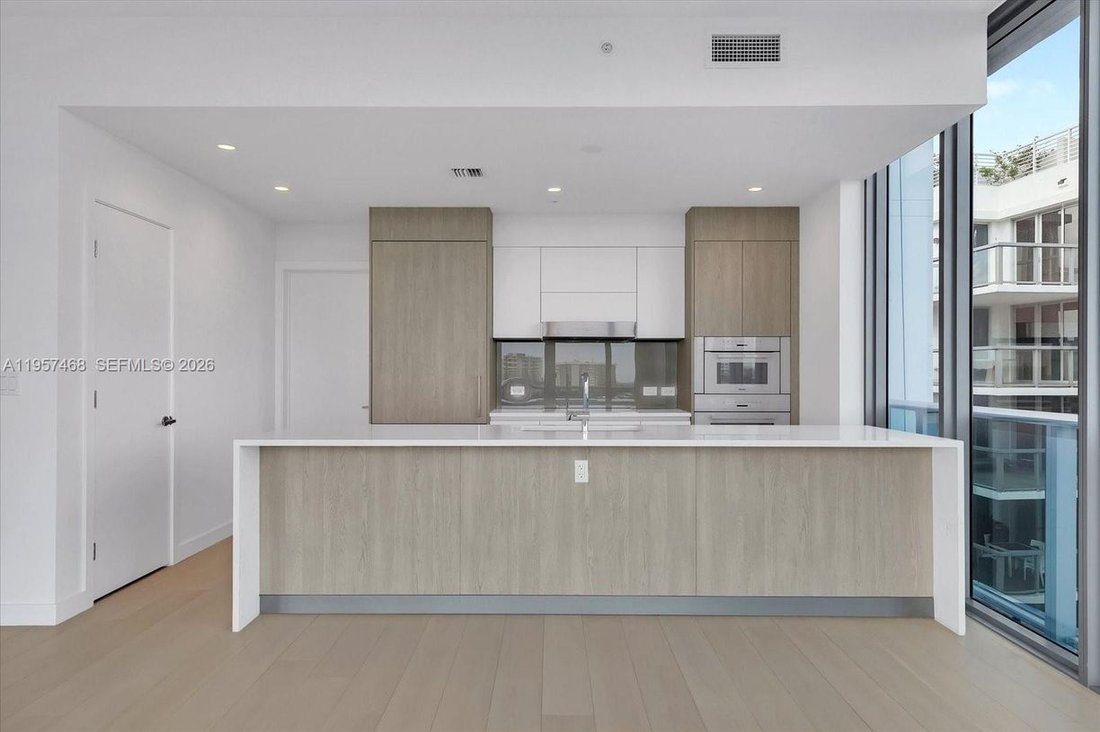 Condo in Bal Harbour, Florida, United States 4 - 17134493