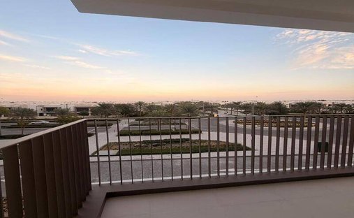 Apartment in Hadaeq Sheikh Mohammed Bin Rashid, Dubai, United Arab Emirates 1