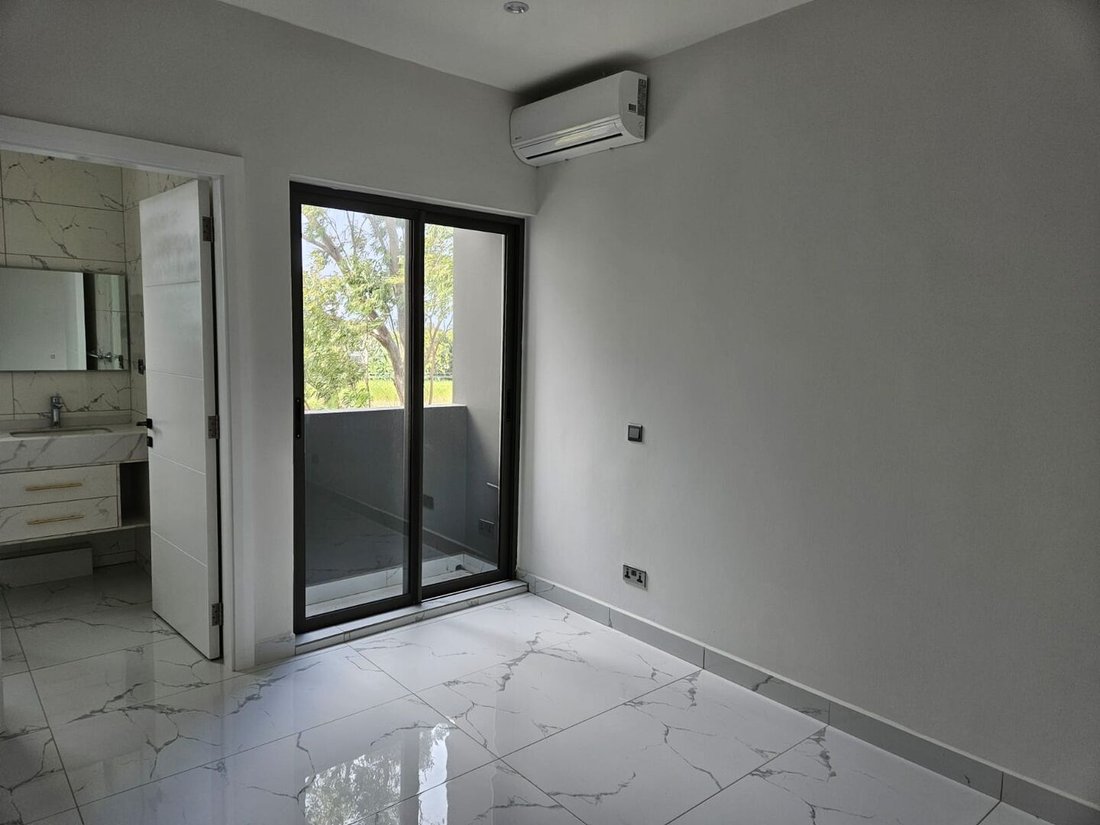 Penthouse in Grand Baie, Rivière du Rempart District, Mauritius 3 - 17136321