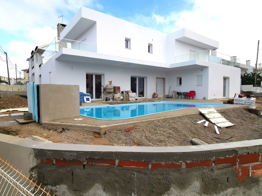 Villa in Charneca de Caparica e Sobreda, Setubal, Portugal 1 - 17020640