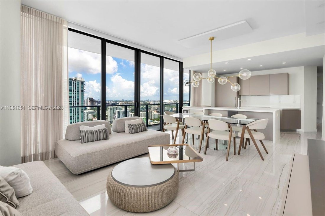 Condo in Miami, Florida, United States 3 - 17136208