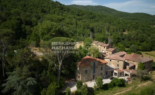Estate in Center, Cortona, Tuscany 1