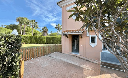 Chalet a La Alcaidesa, San Roque, Andalusia 1