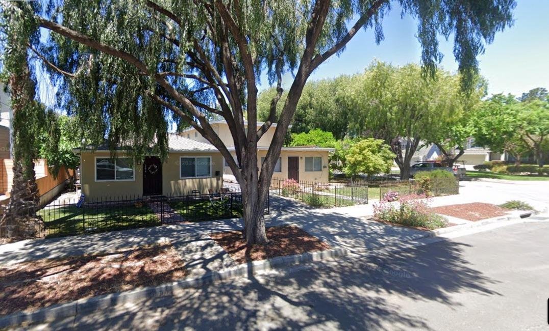 Mountain View, California, United States 4 - 17063475
